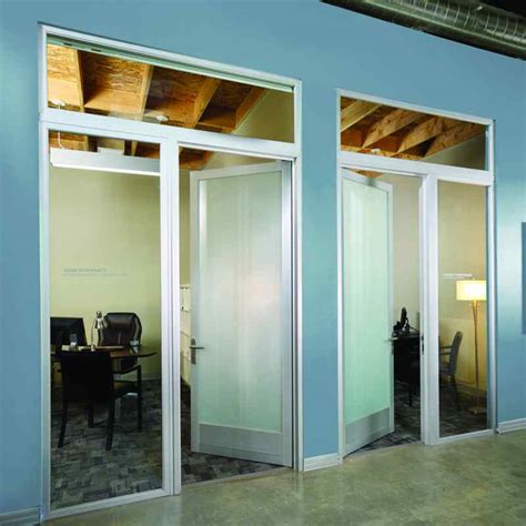 swingthat|sliding door that swings open.